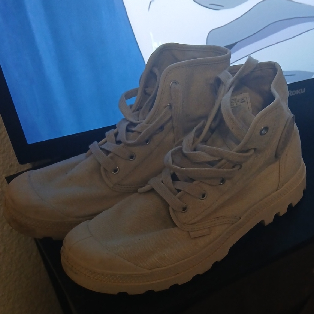 Palladium Men's High-Top Canvas Boots in Beige